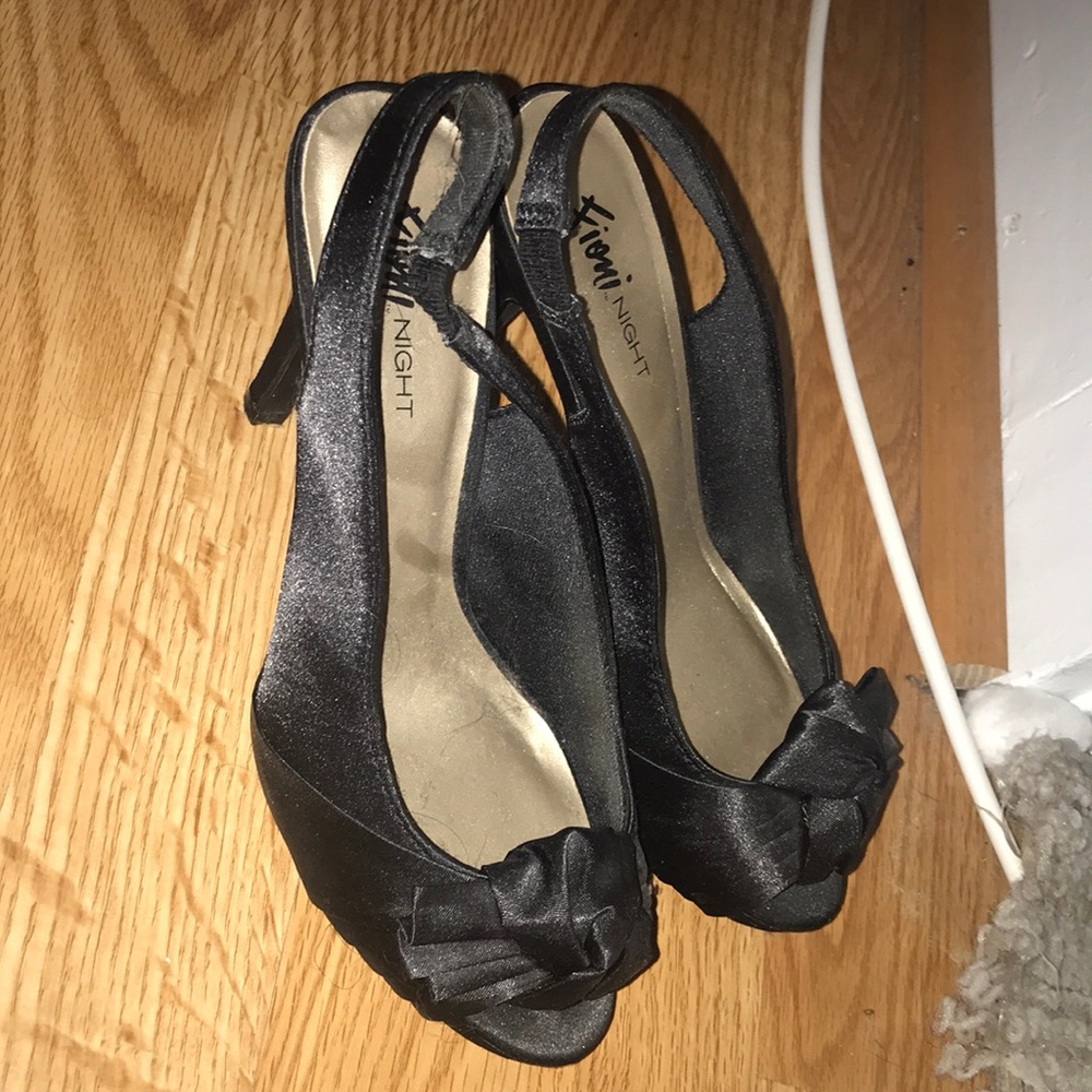 Black heels
